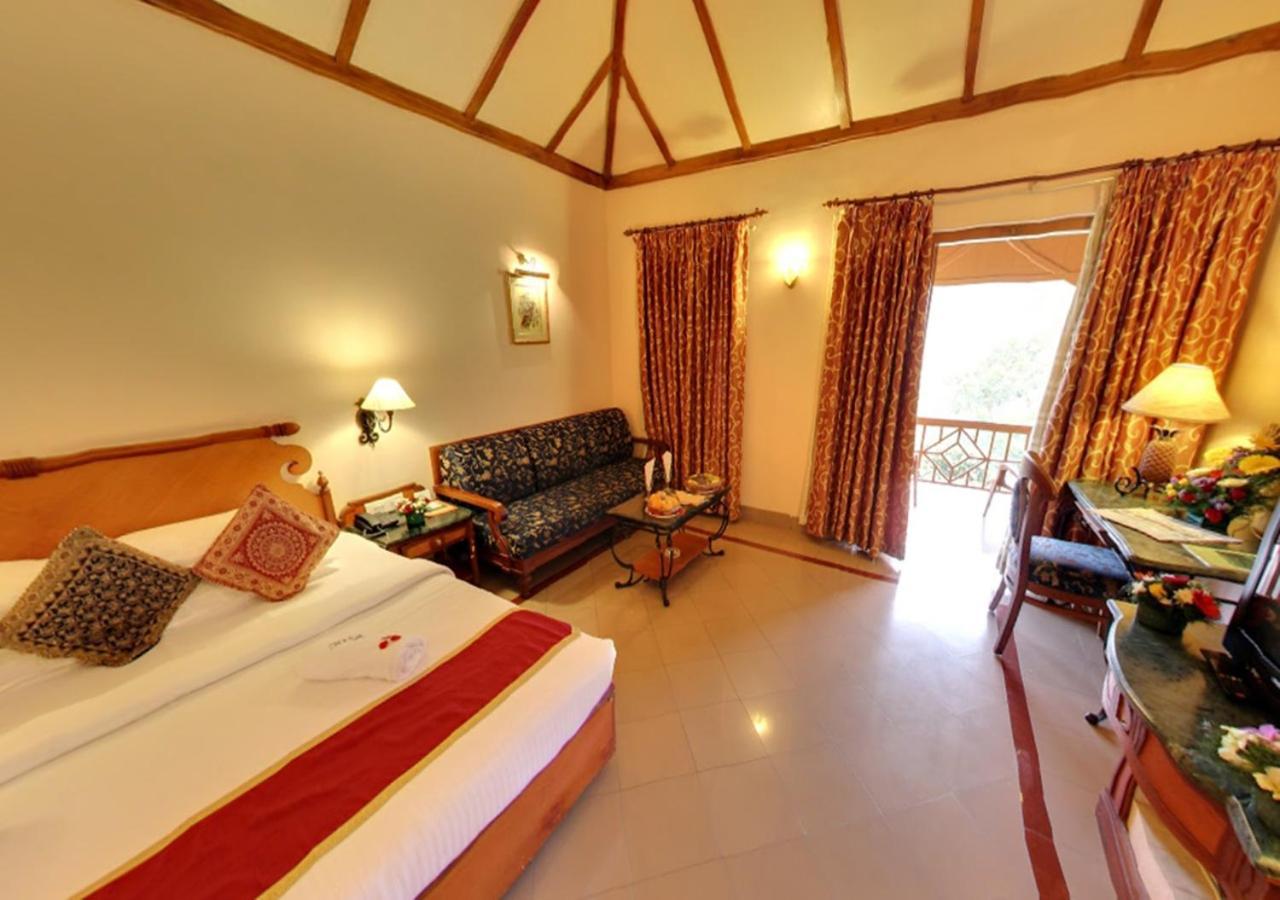 Tea County Hotel Munnar Exterior foto