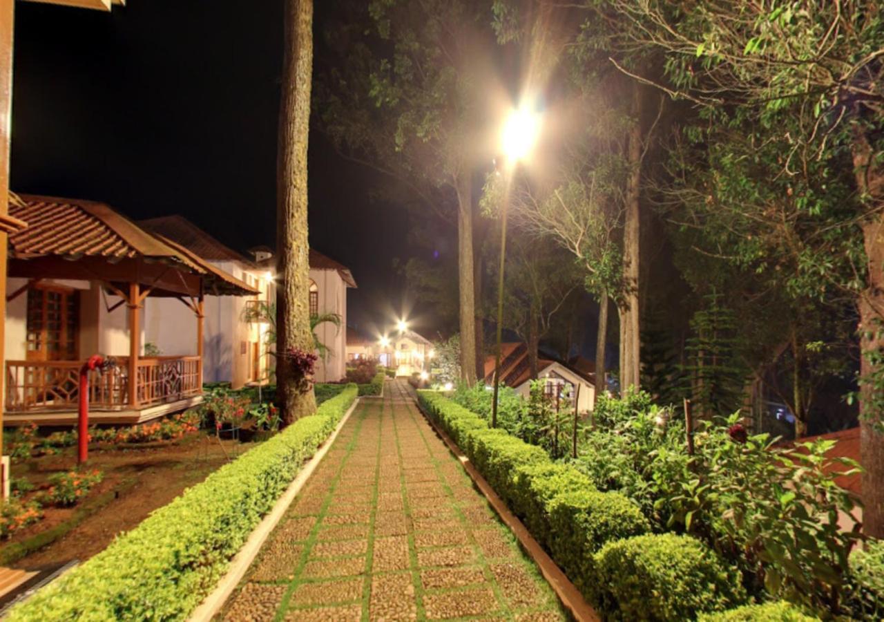 Tea County Hotel Munnar Exterior foto